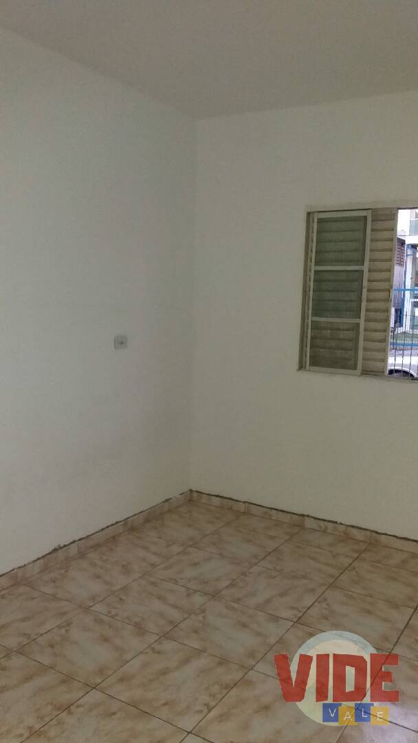 Casa à venda e aluguel com 3 quartos, 400m² - Foto 10