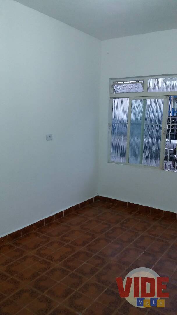 Casa à venda e aluguel com 3 quartos, 400m² - Foto 4