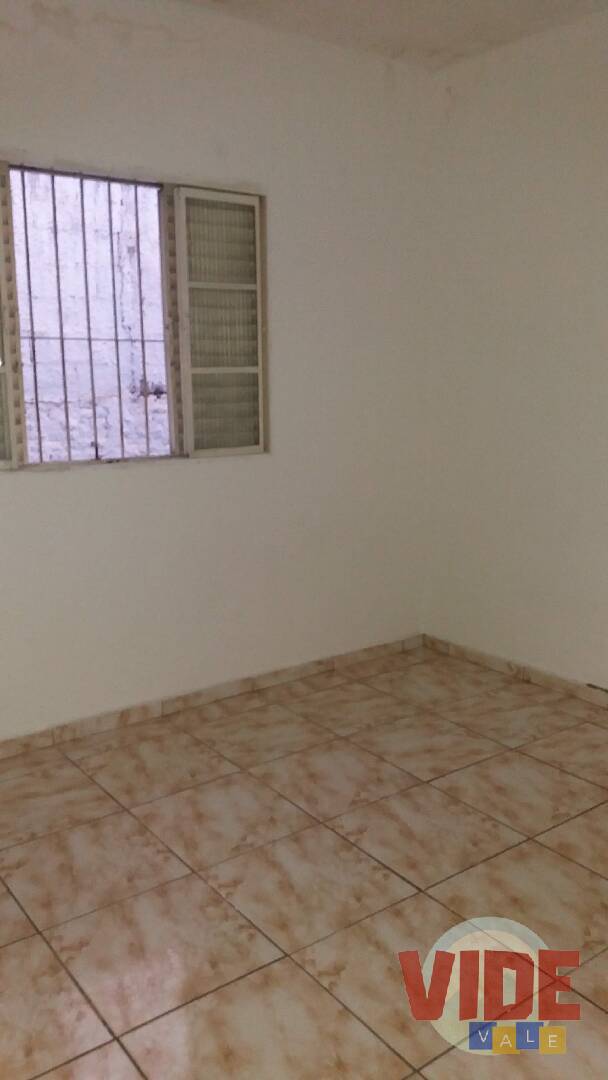 Casa à venda e aluguel com 3 quartos, 400m² - Foto 12