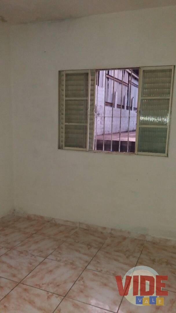 Casa à venda e aluguel com 3 quartos, 400m² - Foto 13