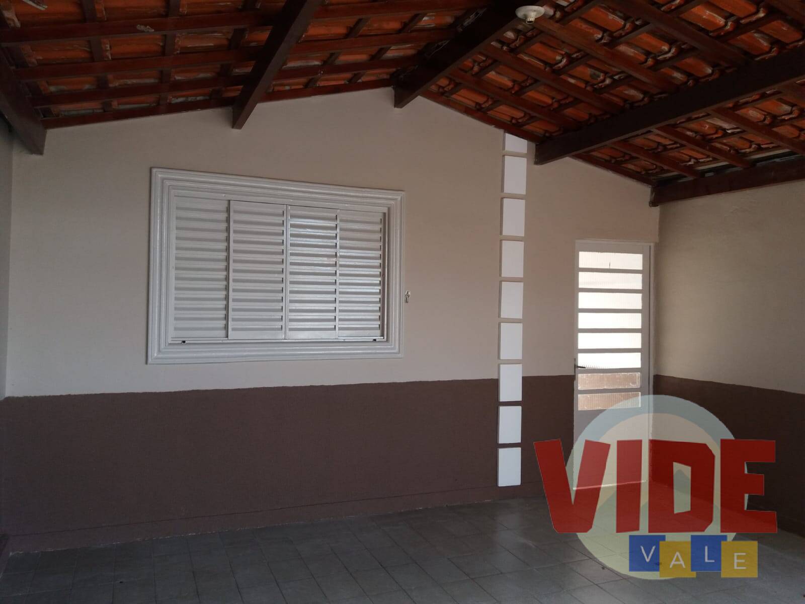 Casa para alugar com 2 quartos, 150m² - Foto 6