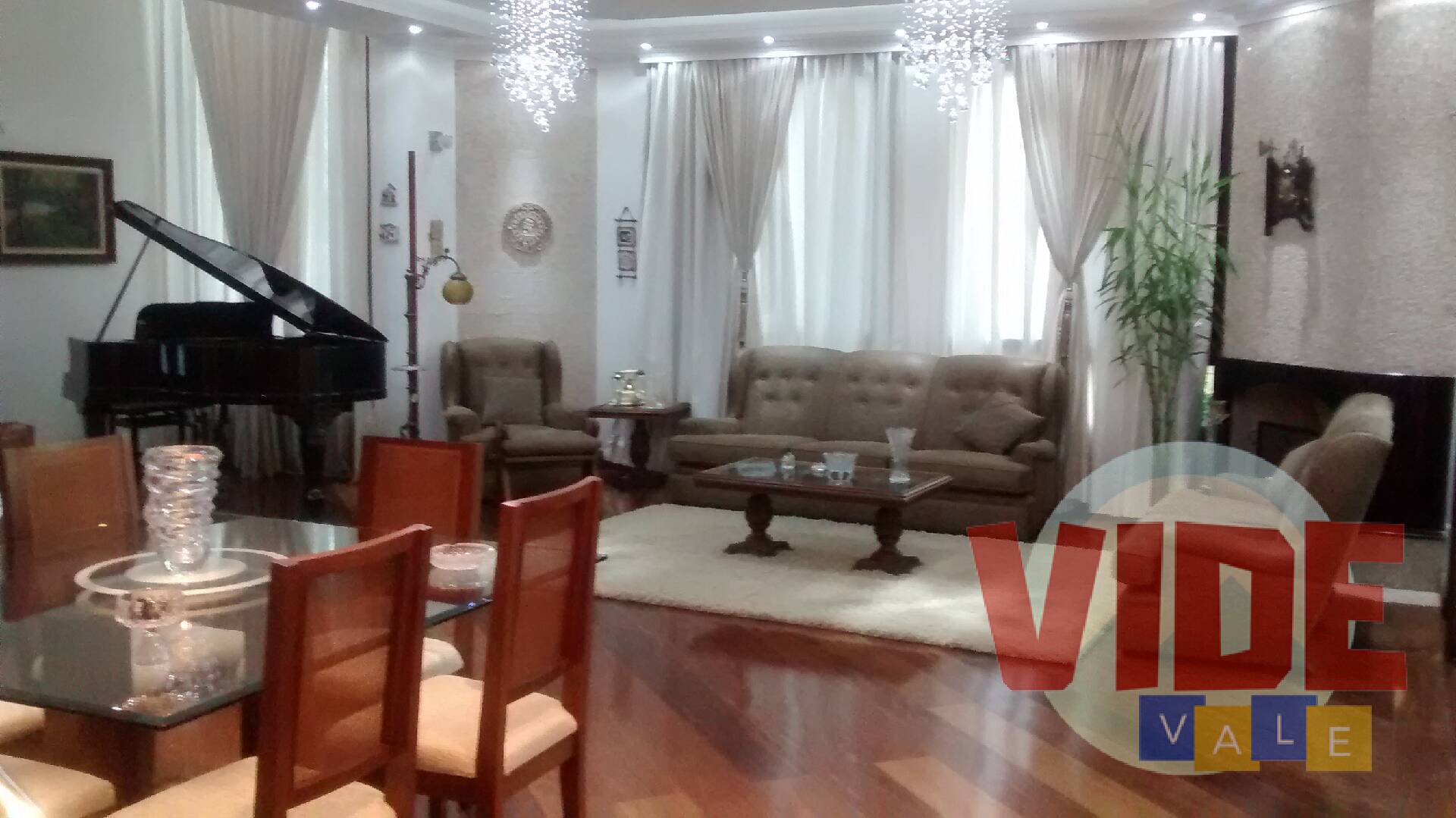 Casa à venda com 4 quartos, 560m² - Foto 4