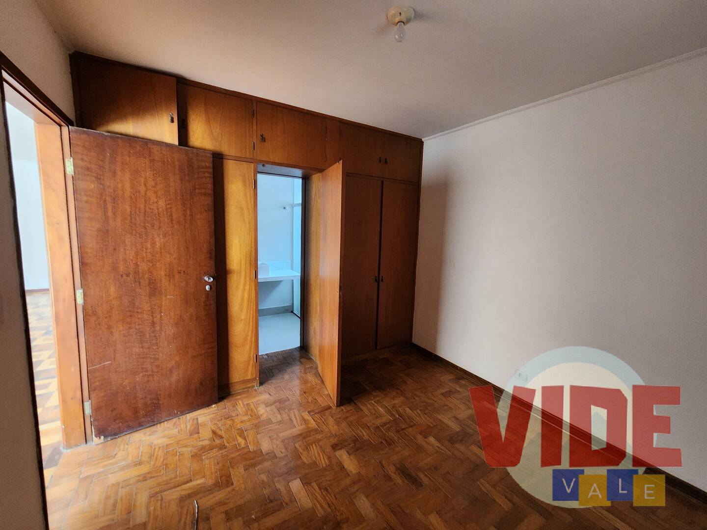 Casa à venda e aluguel com 5 quartos, 450m² - Foto 14