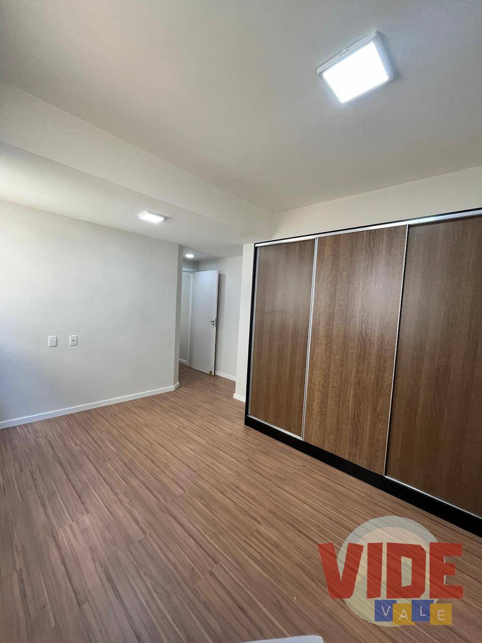 Apartamento à venda com 1 quarto, 44m² - Foto 11